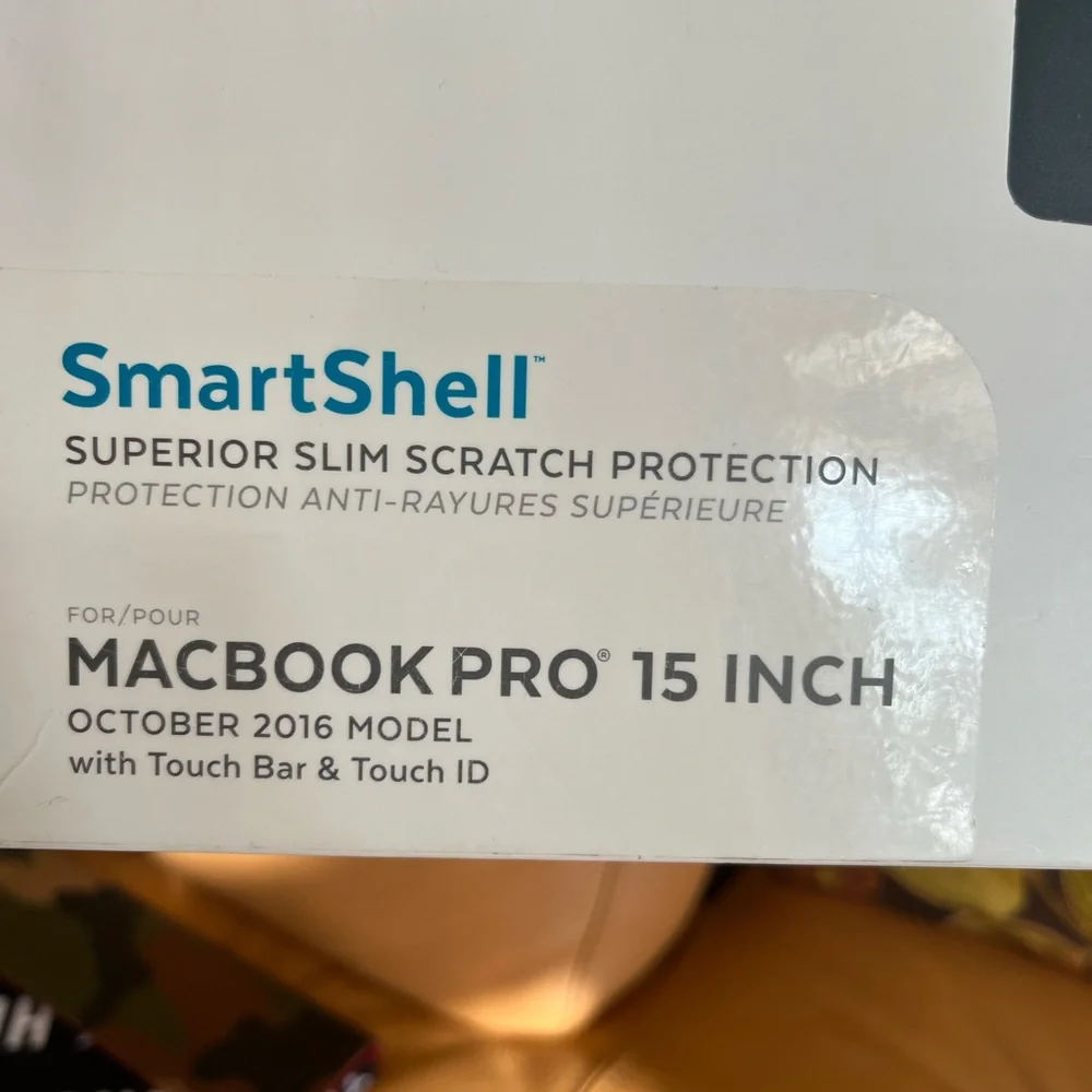 Speck Case for MacBook 2017 and earlier NWT